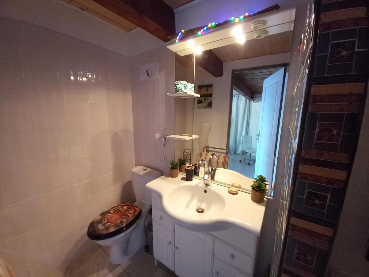 Loft Ambrussum, Jacuzzi, Jardin,Bbq Villa Lunel  Exterior photo